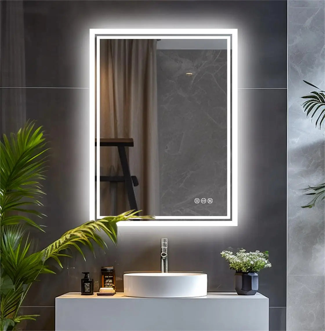 Le Studio, miroir LED rectangulaire sans cadre, allumé au-dessus d'une vasque à poser